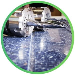 Routere CNC pentru materiale solide de suprafață, ar fi Corian.